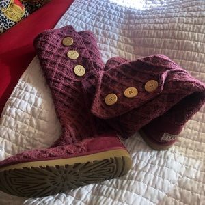 Knit uggs